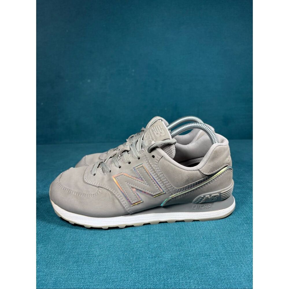 New Balance 574 Women’s 8.5 Gray Leather WL574CLF Classic ENCAP Sneakers